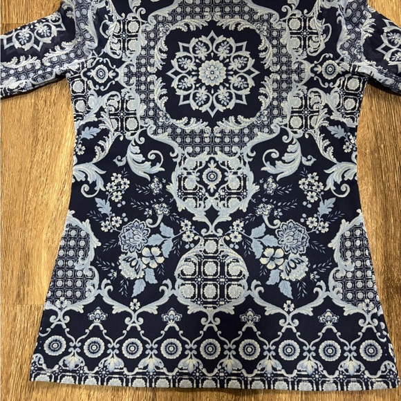 Top - Picture 4 of 4